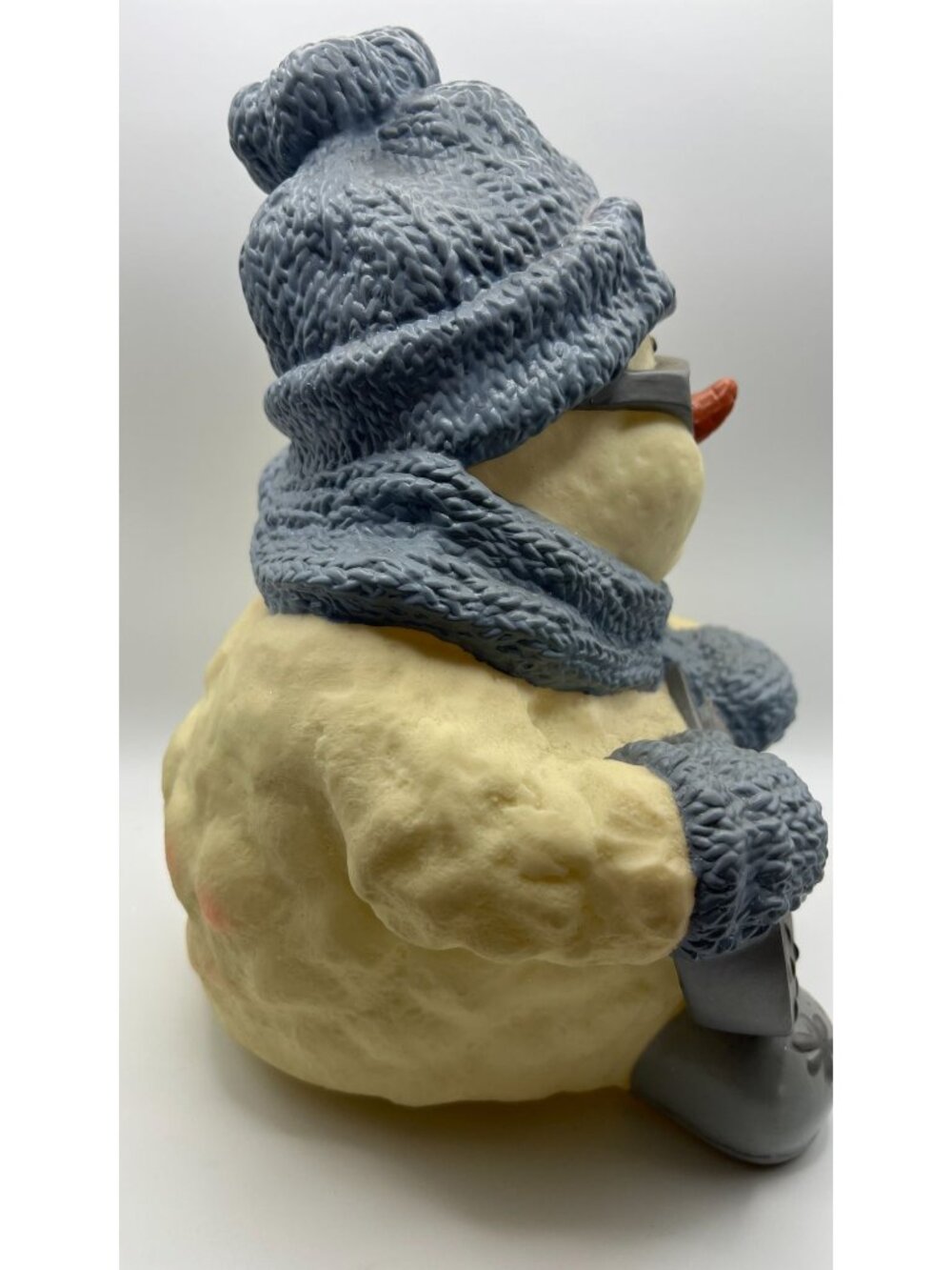 Snowman Figurine With Guitar Gray Knit Hat & Scarf Winter Decor 2001 8" Tall - Picture 5 of 7